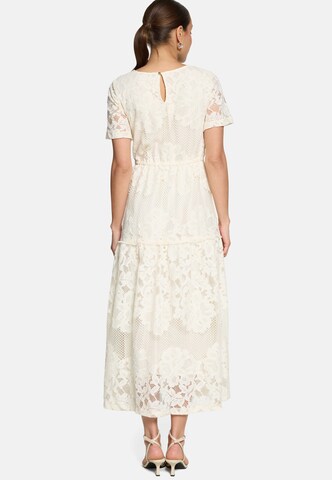 Abito da sera di zero in beige