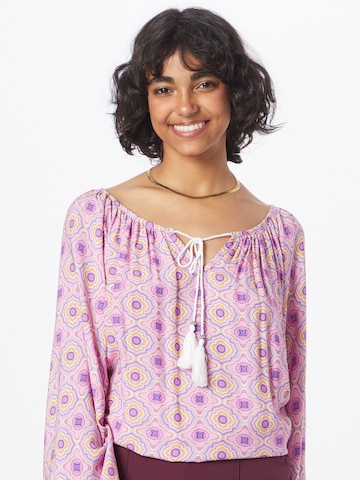 Zwillingsherz Blouse in Purple: front