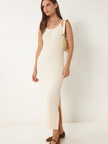 Abito estivo di Happiness İstanbul in beige