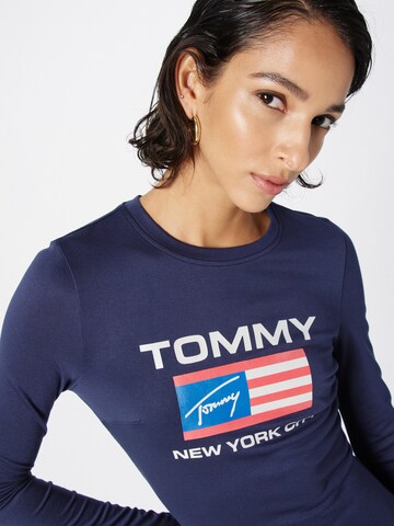 Tommy Jeans Mekko värissä sininen