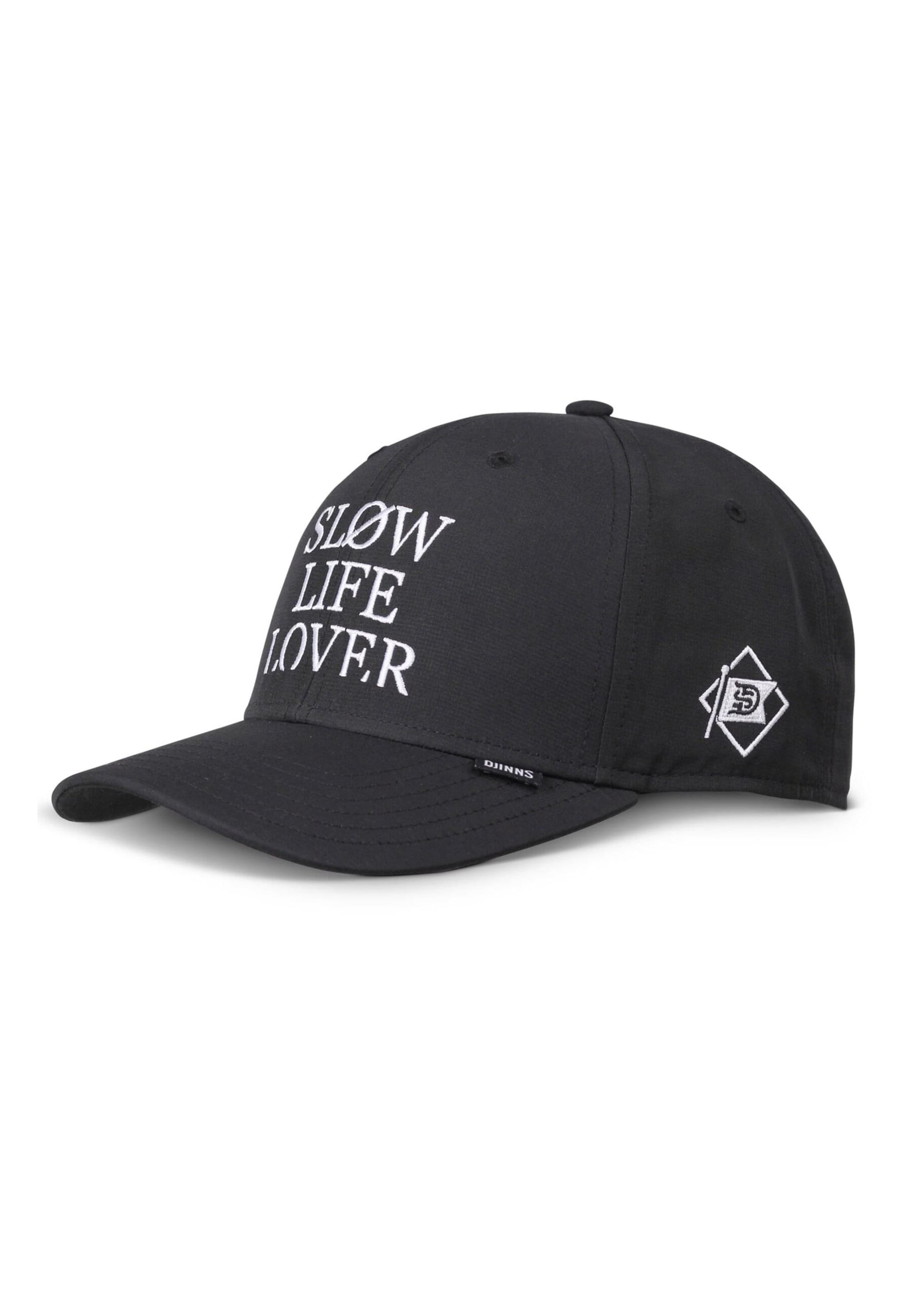 DJINNS Cap in Black: front