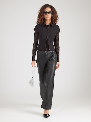 HOLLISTER Flared Παντελόνι σε μαύρο