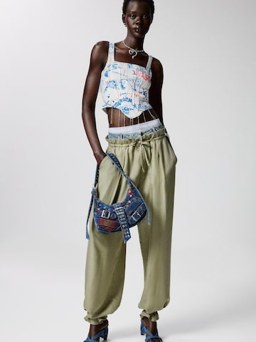 regular Pantaloni di Desigual in verde