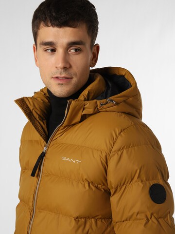 GANT Winter Jacket in Yellow