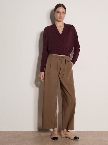 Pull-over ' ' Apricot en rouge