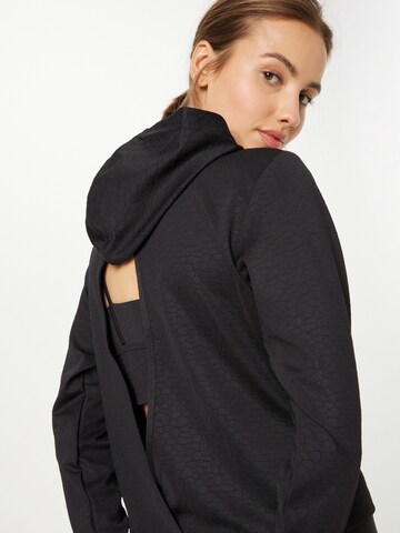 PUMA Athletic Sweatshirt in Black