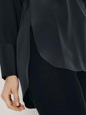 MADELEINE Blouse in Blauw
