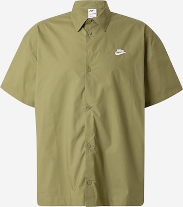 Nike Sportswear Рубашка 'CLUB' в Зеленый: спереди