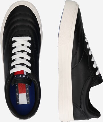 Sneaker low de la Tommy Jeans pe negru