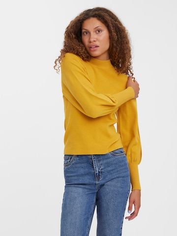 VERO MODA Sweater 'Holly Karis' in Yellow: front