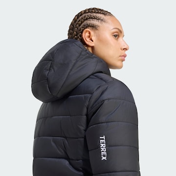 ADIDAS TERREX - Chaqueta de montaña 'Multi Essentials' en negro