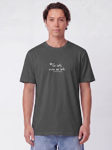 Maglietta 'Es Ist Wie Es Ist' di Watapparel in grigio: frontale