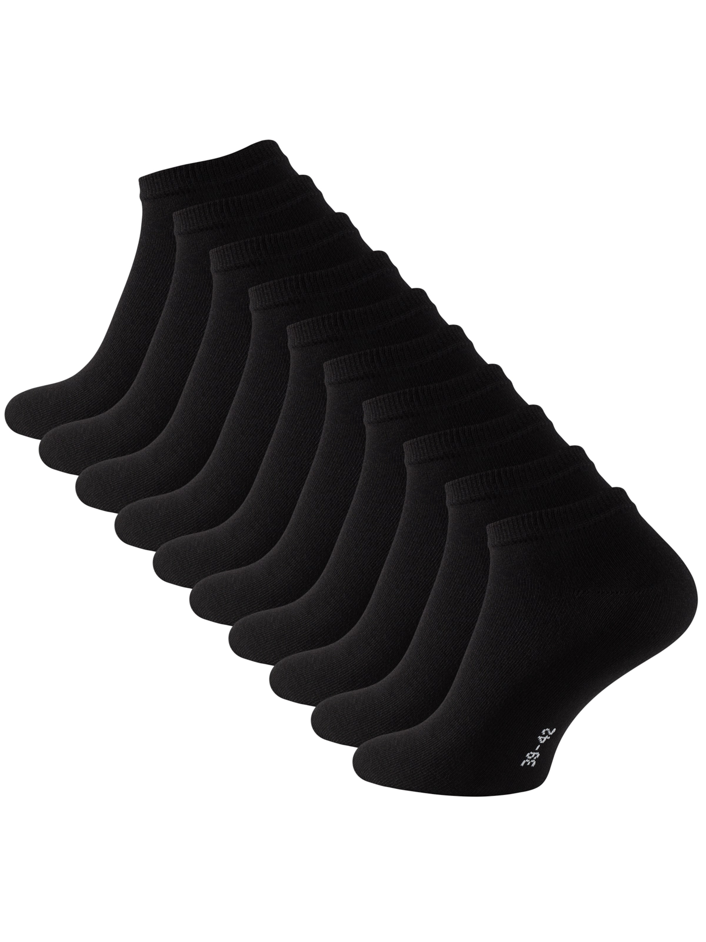 Stark Soul Socken 'Essential' in Schwarz: Vorderseite