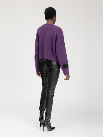 Influencer Strickjacke in Lila