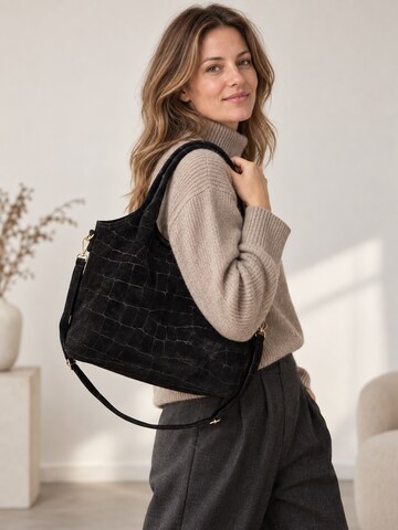 COLLEZIONE ALESSANDRO Handbag 'Lucca' in Black