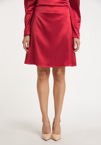 faina Skirt in Red: front