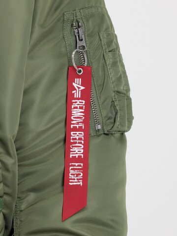 Giacca di mezza stagione di ALPHA INDUSTRIES in verde