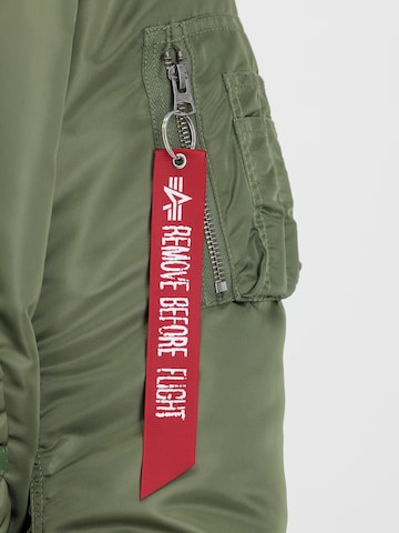 Giacca invernale di ALPHA INDUSTRIES in verde