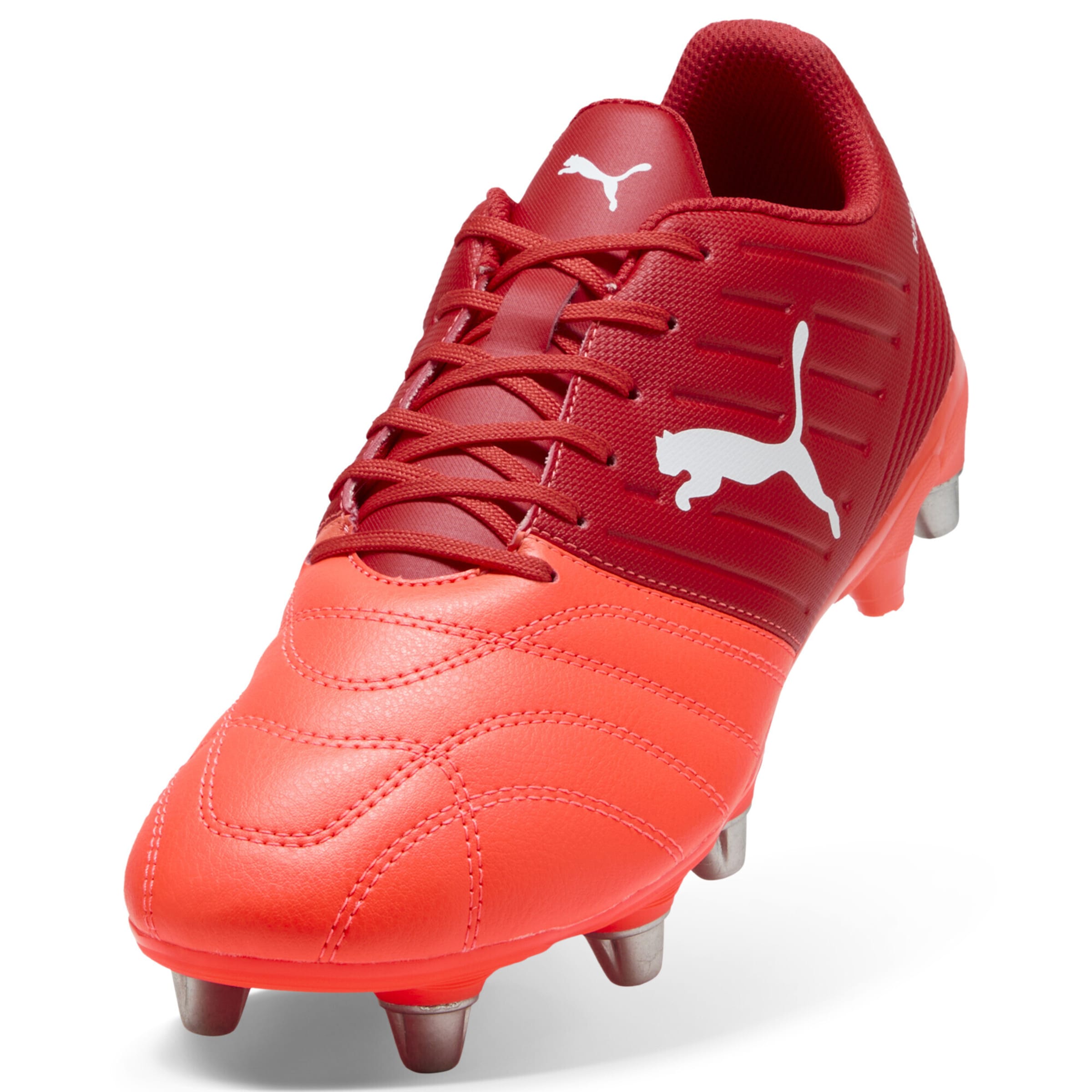 PUMA Soccer shoe 'Avant' in Red