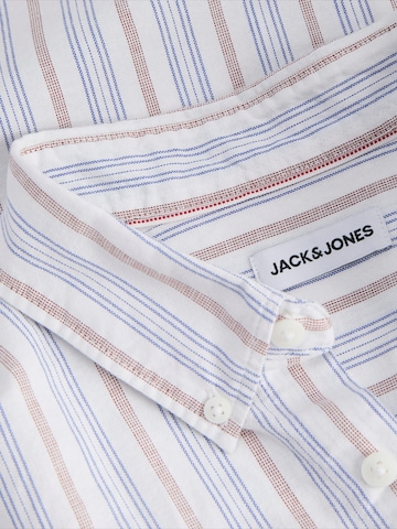 Coupe regular Chemise 'JJDEVIN' Jack & Jones Plus en blanc