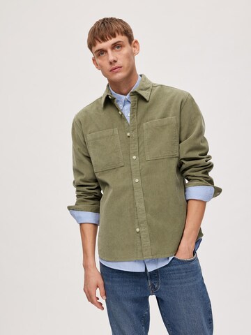 pilka SELECTED HOMME Standartinis modelis Marškiniai 'Finn'