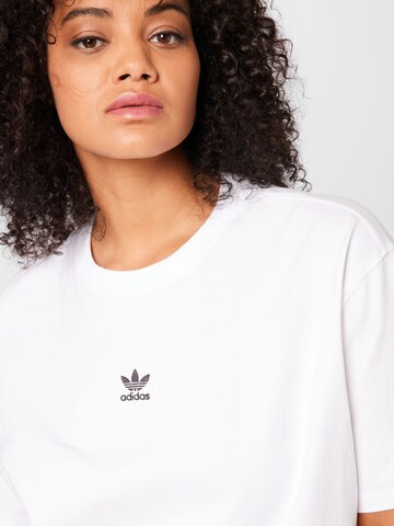 ADIDAS ORIGINALS T-shirt i vit