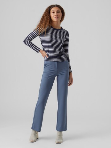 VERO MODA Tričko 'LEXIE APRIL' – modrá