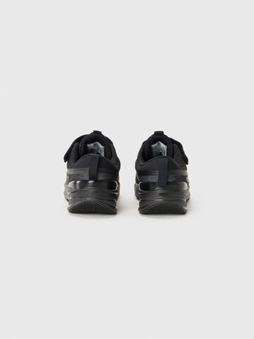 NIKE Urheilukengät 'Star Runner 5' värissä musta