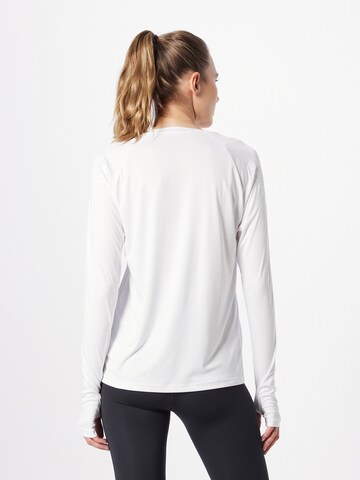 Röhnisch Performance Shirt in White