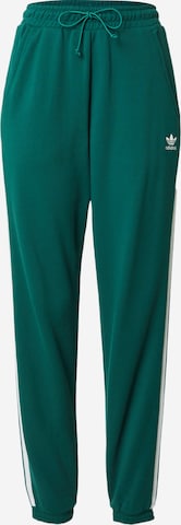 Tapered Pantaloni 'Adicolor Classics' de la ADIDAS ORIGINALS pe verde: față