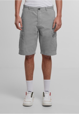 regular Pantaloni 'REIGN' di Von Dutch Originals in grigio: frontale