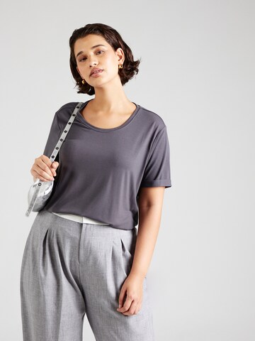 ONLY Carmakoma - Camiseta 'CARMOSTER' en gris: frente
