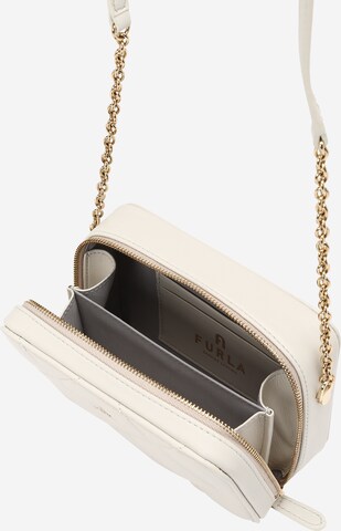 FURLA - Bolso de hombro 'CAMELIA' en blanco