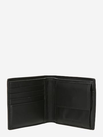 Tommy best sale wallets online
