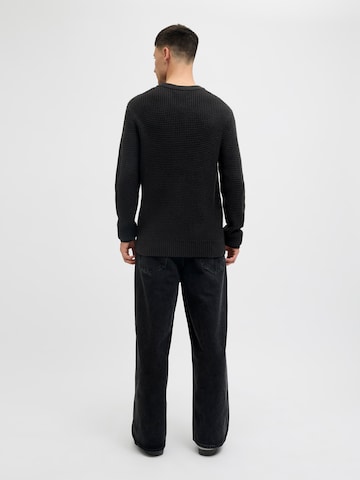 Pulover 'JJGLOBAL' de la JACK & JONES pe negru