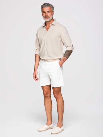 Coupe regular Chemise business Ombre en beige