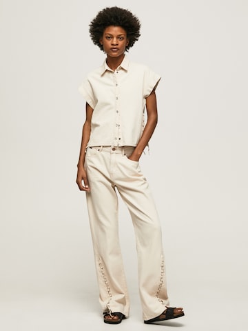 Pepe Jeans Loose fit Pants 'LACE' in Beige