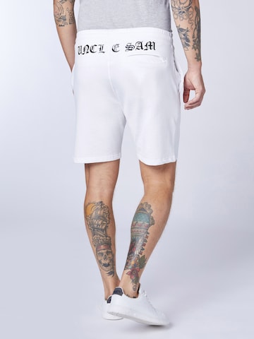 UNCLE SAM Regular Shorts in Weiß