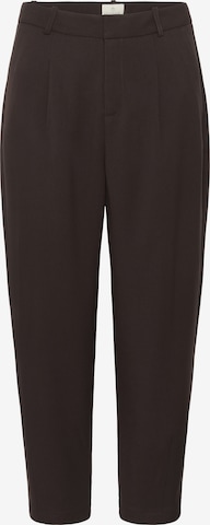 KaffeTapered Hlače s naborima 'KAMerle' - smeđa boja: prednji dio