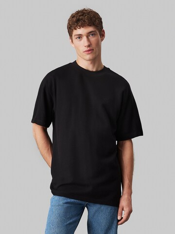Calvin Klein Jeans Shirt in Black: front