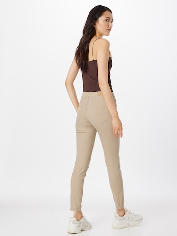 Skinny Jeans 'Hot Seven' di VERO MODA in beige