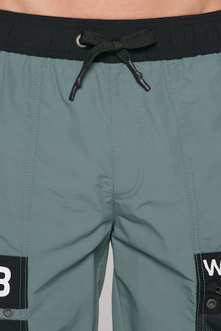 Pantaloncini da bagno di CAMP DAVID in verde