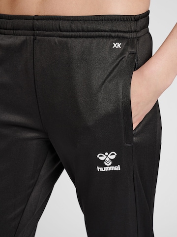 Coupe slim Pantalon de sport Hummel en noir