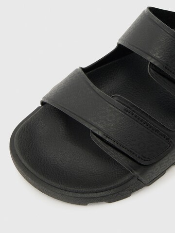 HUGO Mule 'Evander' in Black