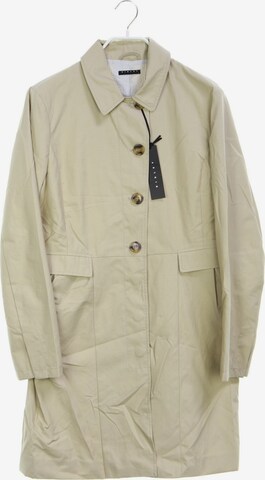 Sisley Jacket & Coat in L in Beige: front