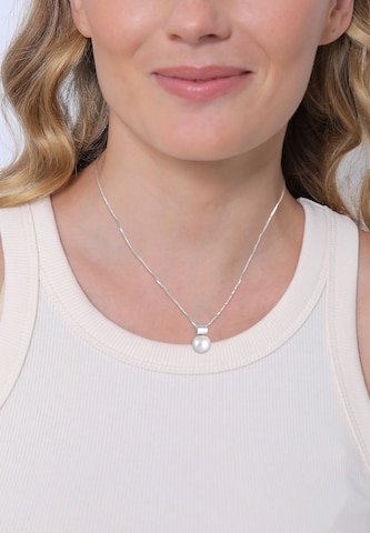 Nenalina Anhänger in Weiß: Vorderseite