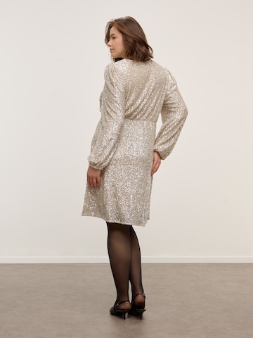 Robe de cocktail CITA MAASS en beige