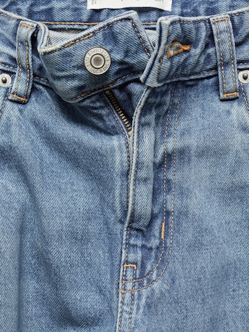 MANGO Loosefit Pressveckade jeans 'BELL' i blå