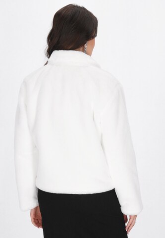 faina - Chaqueta de invierno 'Fashion Look' en blanco