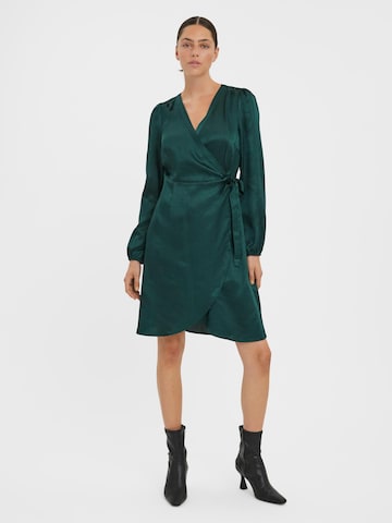 VERO MODA Φόρεμα 'Sabi' σε πράσινο: μπροστά